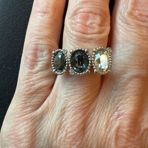 Swarovski Crystal 3 Stone Ring